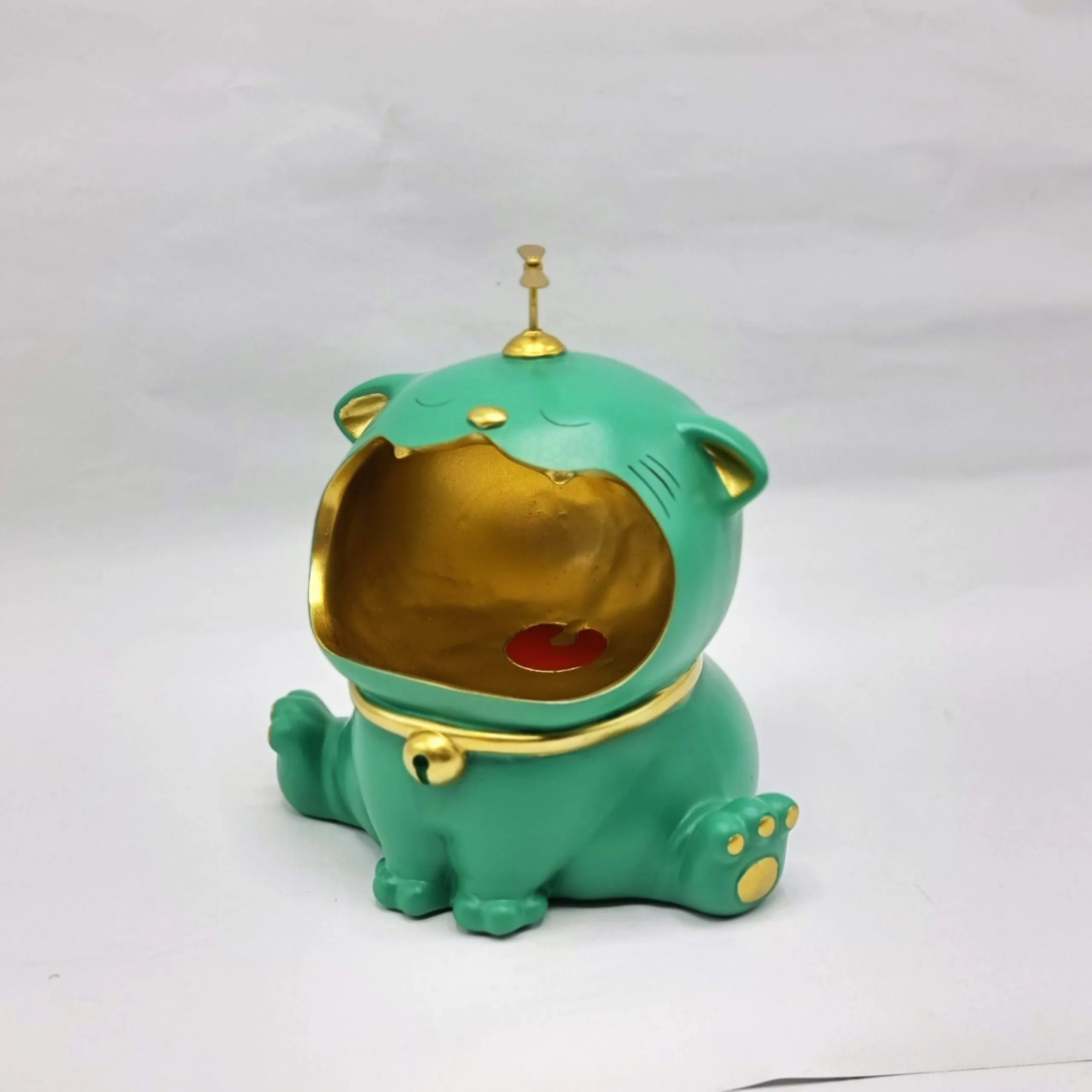 Статуэтка хранитель Кот большой, изумруд с логотипом компании. Цена . Артикул ARDNATS021-B-GR