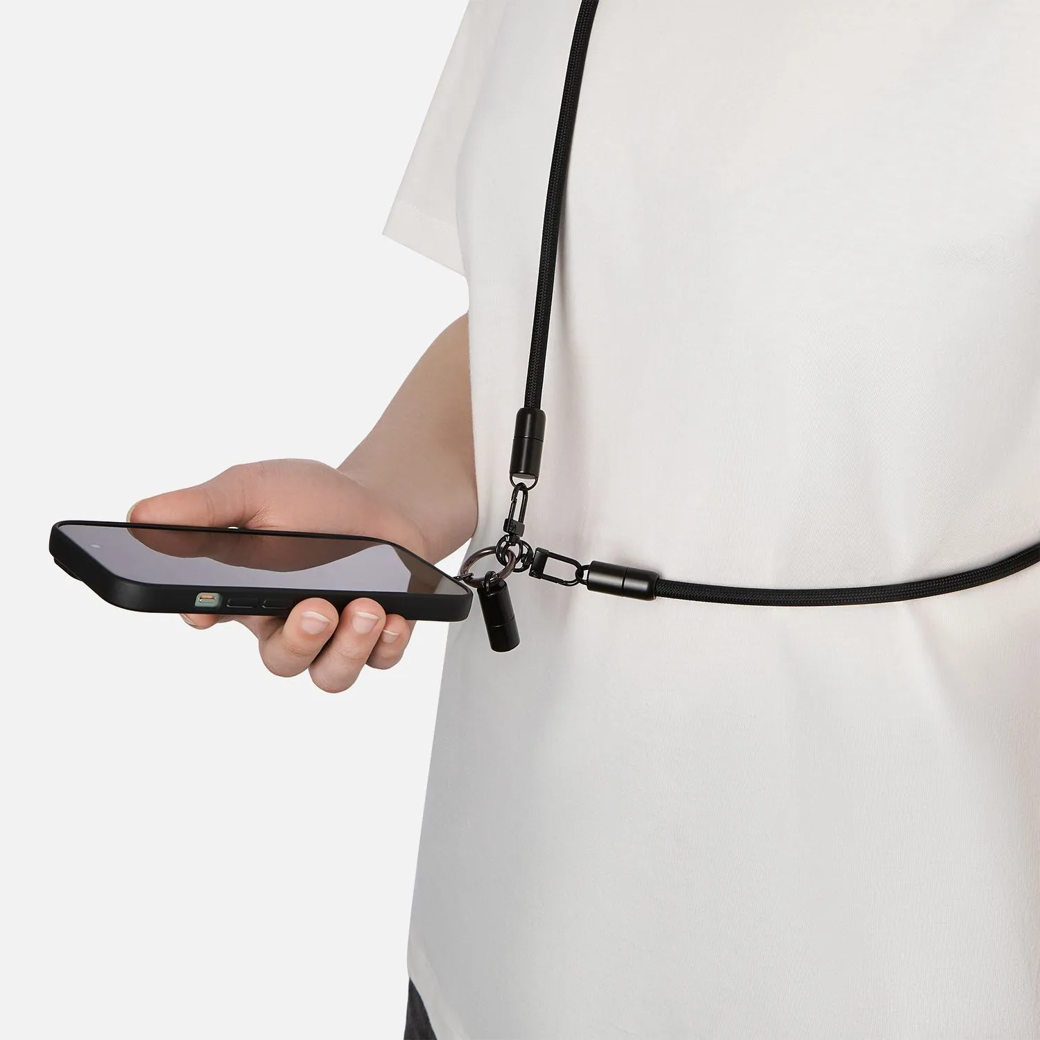 Кабель-ланьярд Voltrix, черный с логотипом компании. Цена 922 ₽. Артикул prtb251285.010