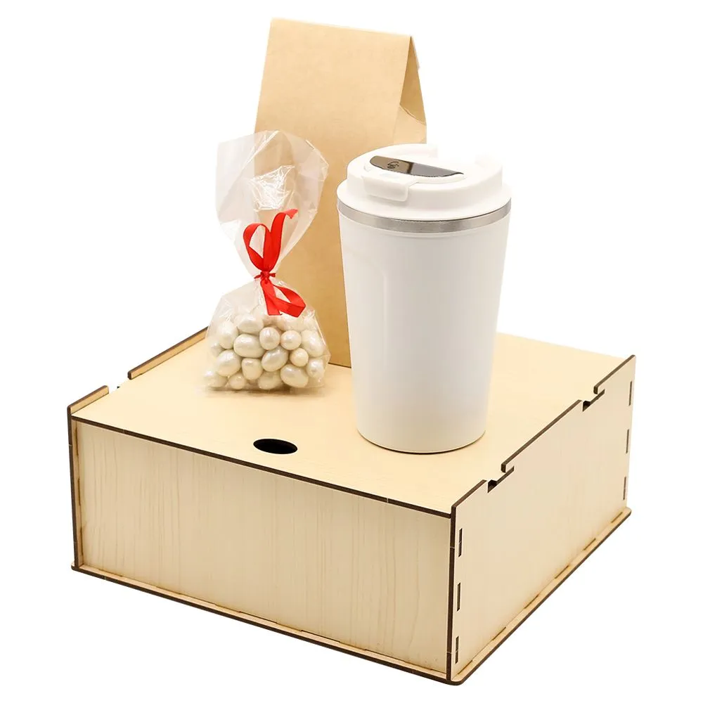 Корпоративные подарки с логотипом. Доставка по Москве и России.