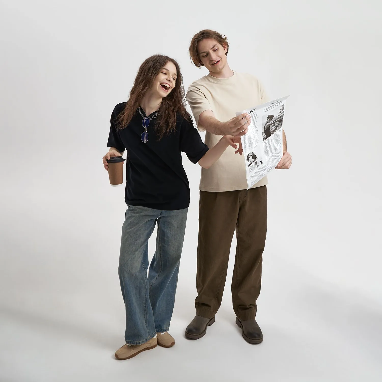 Футболка унисекс премиум AURA, бежевый с логотипом компании. Цена 1 154 ₽. Артикул prtb23056.525