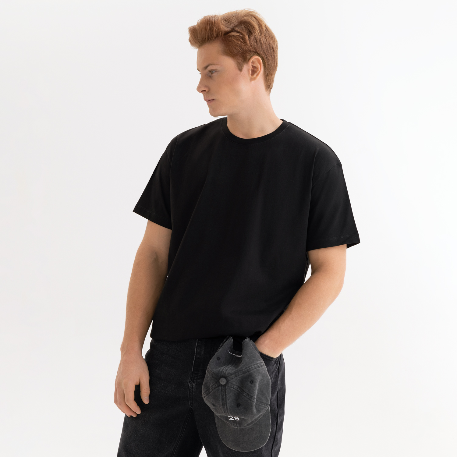 Футболка унисекс Крис (Kris), 150 гр., черная для бизнеса