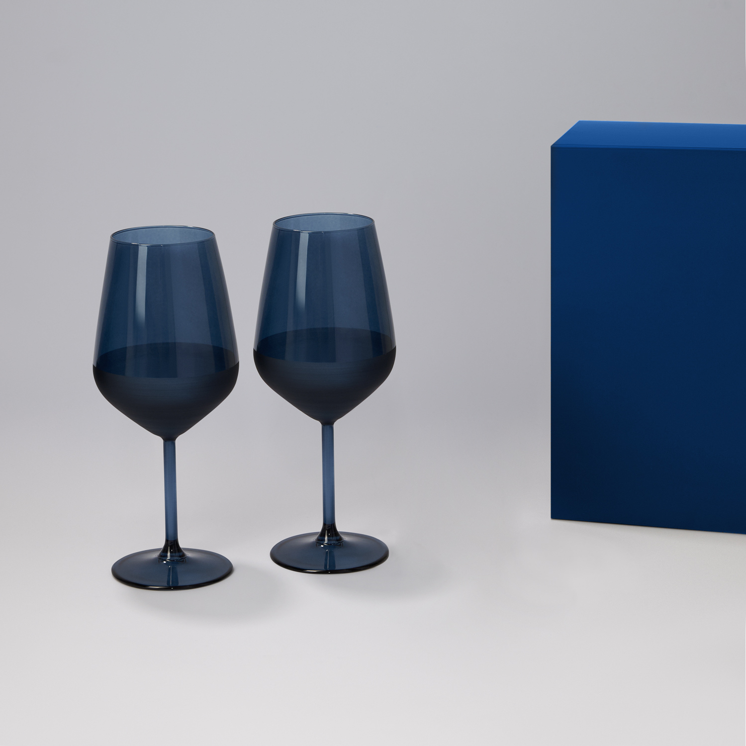 Подарочный набор 2 бокала для вина Сапфир (Sapphire) в синей коробке для бизнеса