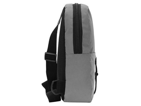 Светоотражающая сумка на одно плечо Neo Reflector на одно плечо с логотипом компании. Цена 1 350 ₽. Артикул AROA922718