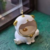 Статуэтка хранитель Кот большой, белый для бизнеса